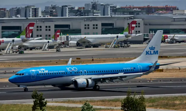 Avrupa Komisyonu KLM için 3,4 milyar euro kurtarma paketini onayladı