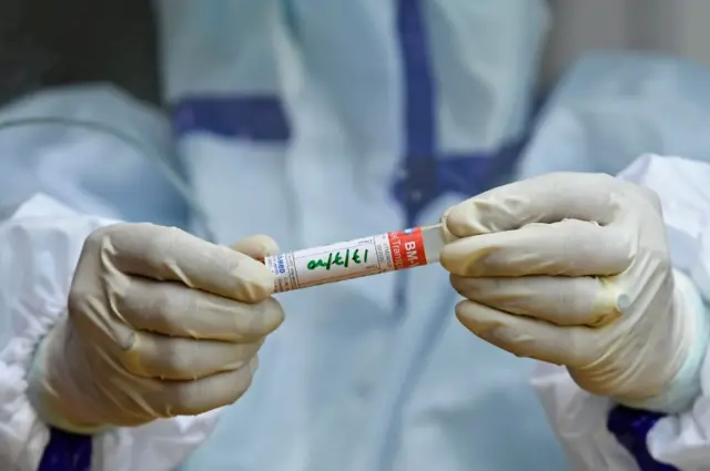 कोरोना वैक्सीन