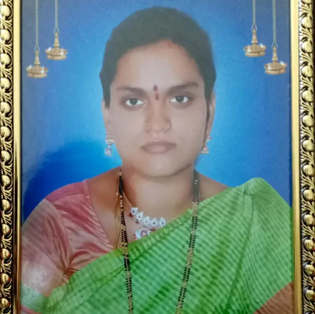 ਮਰਹੂਮ ਪੀ ਰੋਹਿਤਾ ਨੂੰ ਉਨ੍ਹਾਂ ਦਾ ਪਤੀ ਇਲਾਜ ਲਈ 9 ਹਸਪਤਾਲਾਂ ਵਿੱਚ ਲੈ ਕਿ ਗਿਆ ਪਰ ਸਾਰੇ ਕਿਤਿਓਂ ਨਿਰਾਸ਼ਾ ਹੀ ਹੱਥ ਲੱਗੀ।