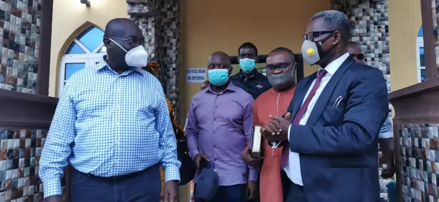 Okezie Ikpeazu agbakeela