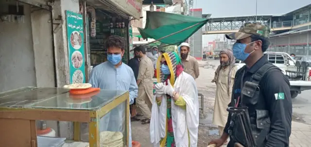 خیبر پختونخوا میں کورونا کے مزید 113 متاثرین، دو اموات