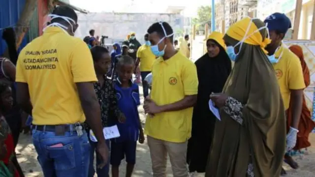 Somaaliyaatti namoonni akka maaskii fuulaa kaawwatan gorfamaa ture