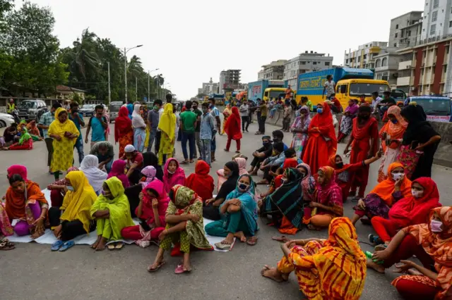 Hojjetoota warshaa huccuu Baangilaadish hojiin ala ta'an