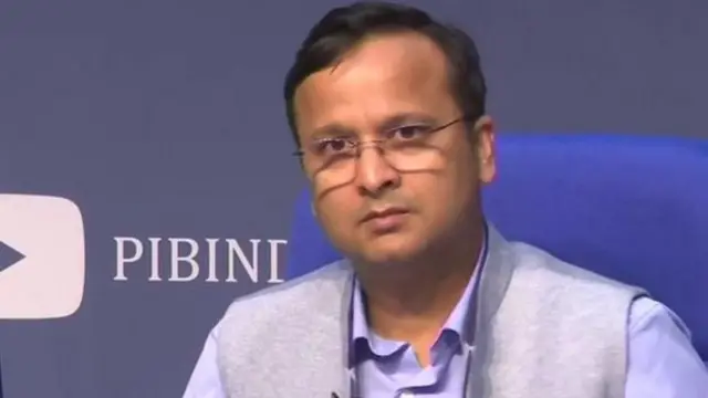 लव अग्रवाल