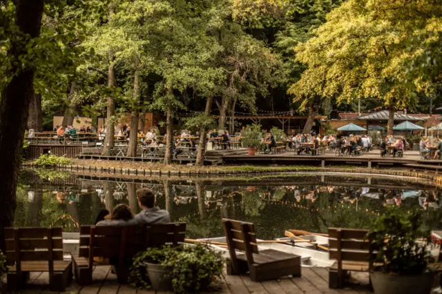 Berlin'de bir bira bahçesi