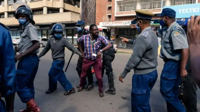 Serikali ilizima kwa ghasia maandamano ya upinzani mwezi Julai
