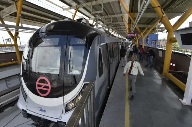 दिल्ली मेट्रो