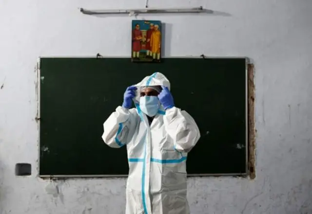 የበሽታውን መከላከያ የለበሰ ግለሰብ