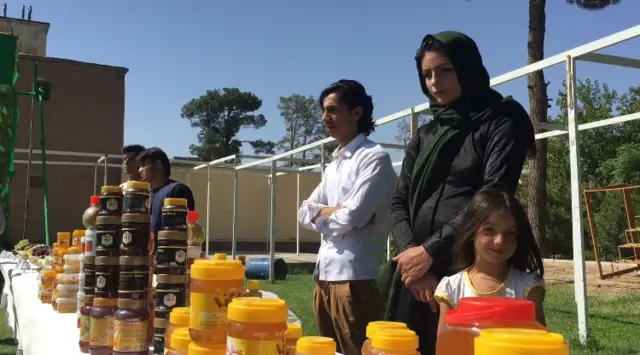 نمایشگاه انگور و عسل هرات