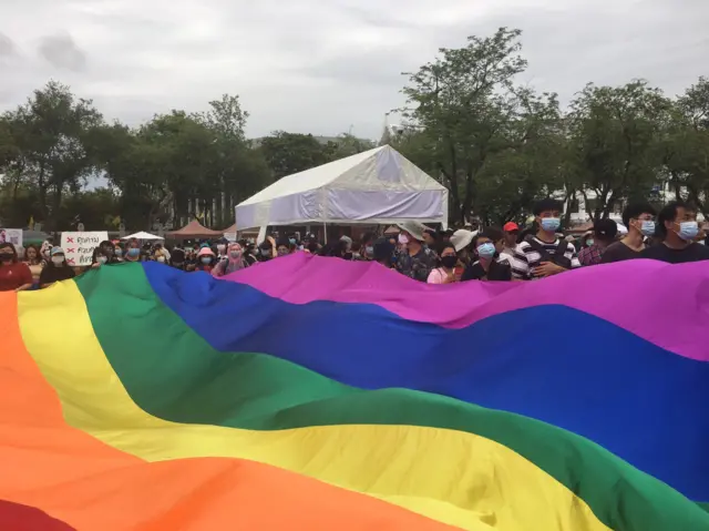 LGBT