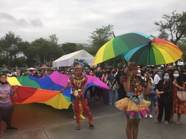 LGBT