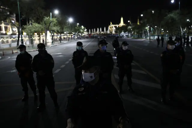 ประท้วง