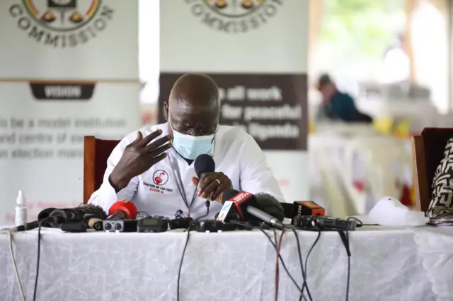 Mwenyekiti wa tume ya uchaguzi, Jaji Simon Byakama