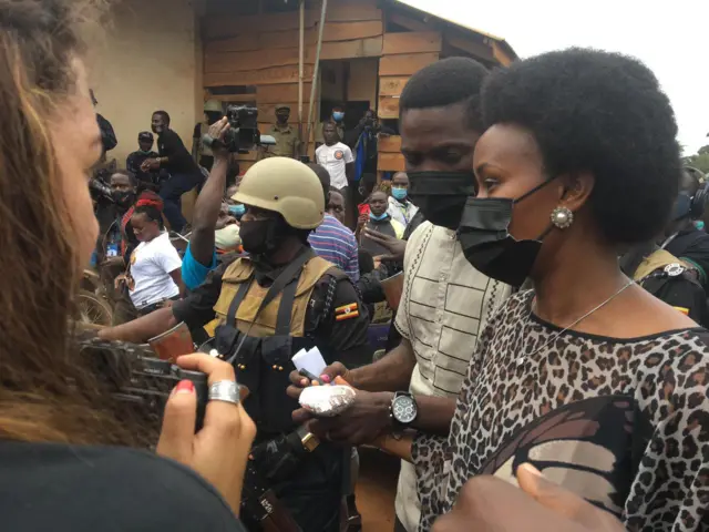 Bobi Wine alipiga kura katika kituo cha Freedom Square