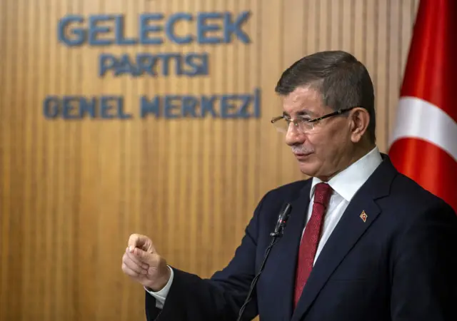 Ahmet Davutoğlu