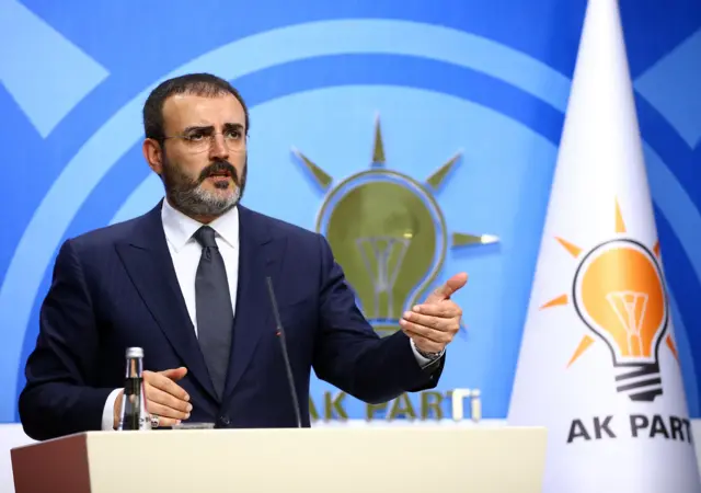 Mahir Ünal