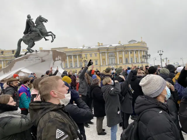 Протест на Сентаской площади в Петербурге