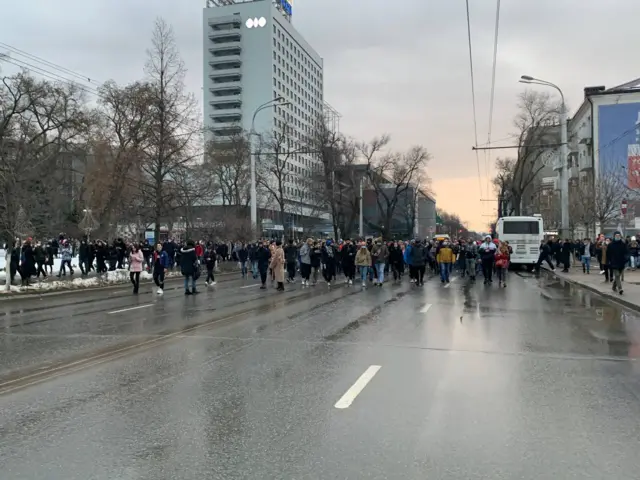 Шествие по Садовой улице