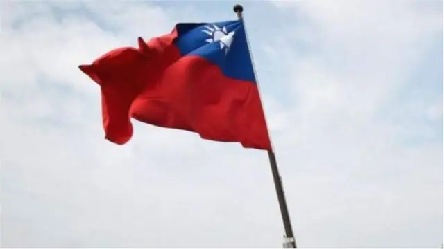 ताइवान खुद को एक स्वतंत्र देश मानता है लेकिन चीन उसे अपने भूभाग का हिस्सा बताता है