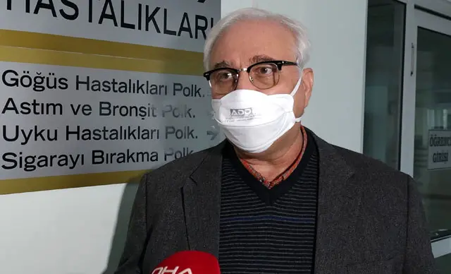 Bilim Kurulu Üyesi ve Göğüs Hastalıkları Uzmanı Prof. Dr.Tevfik Özlü
