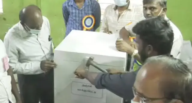 வாக்குப் பெட்டி
