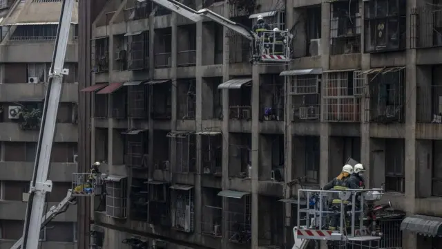 Fire at Taiwan tower