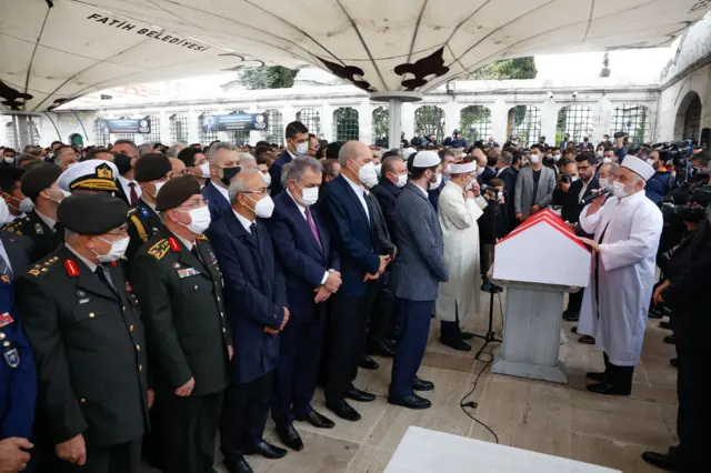 Özdemir Bayraktar'ın cenazesi