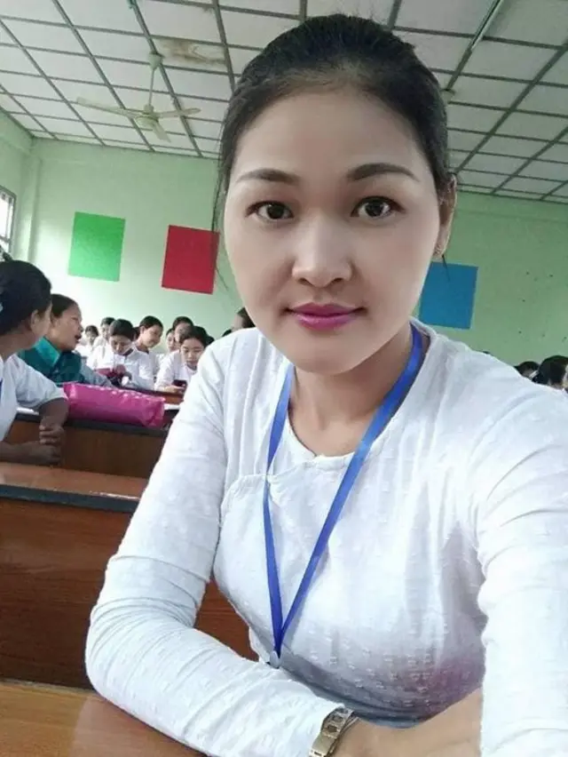 ဟုမ္မလင်းမြို့ မှာ CDM ကျောင်းဆရာမတစ်ဦး သေနတ်နဲ့ ပစ်သတ်ခံရ