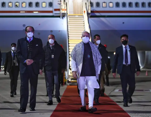 नरेंद्र मोदी