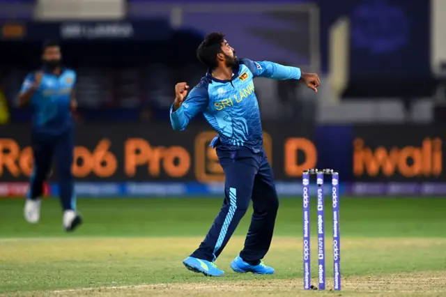 वानिंदु हसरंगा की हैट्रिक