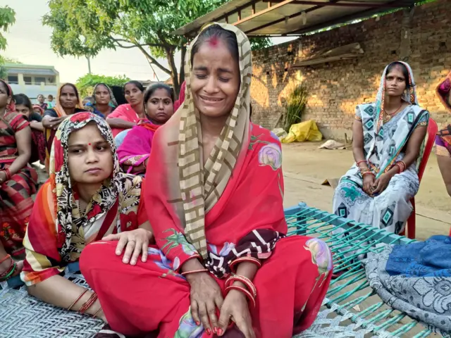 पत्रकार रमन कश्यन की पत्नी अराधना