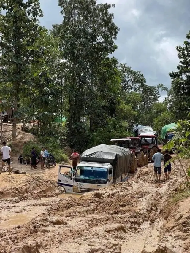 မုံရွာ ရေဦး ကလေးဝ ကလေးမြို့ မဟာမြိုင်လမ်းပိုင်း