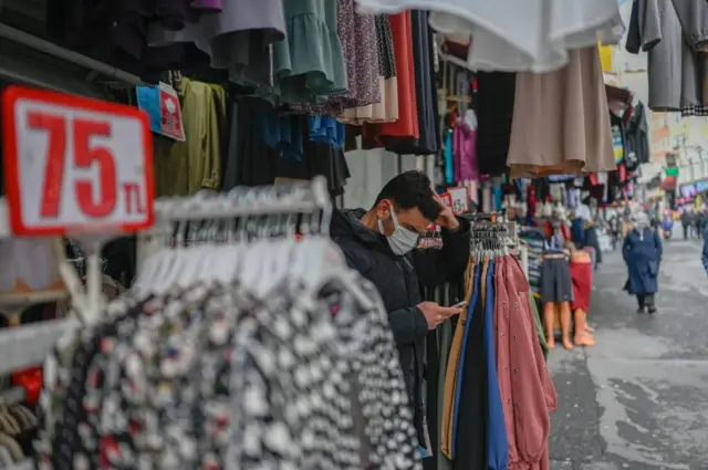 850 bin esnafa muafiyet getirecek Vergi Kanunu teklifi Komisyon'da kabul edildi