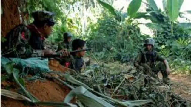 ကေအိုင်အေ တပ်ရင်း ၆ နေရာမှာ တိုက်ပွဲတွေဖြစ်