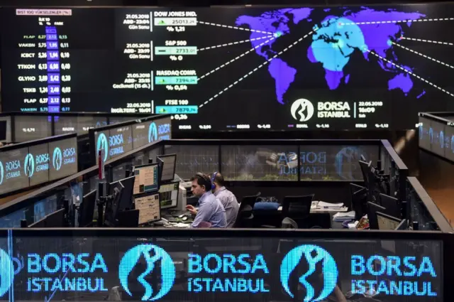 Garanti Bankası’ndan gelen pay alım haberinin etkisiyle Borsa İstanbul’da rekor açılış yaşandı: BIST 100 endeksi yüzde 2 yükseldi