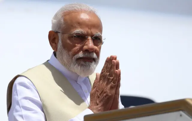 मोदी