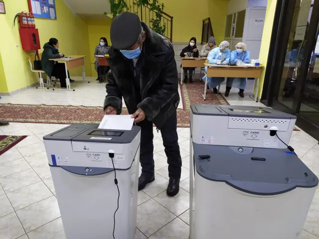Тоолуу Нарын областында баардыгы 208 миңден ашык шайлоочу бар.