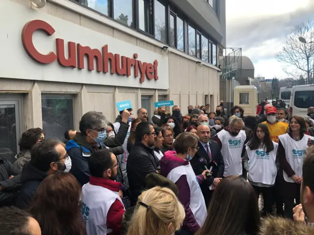 cumhuriyet çalışanları