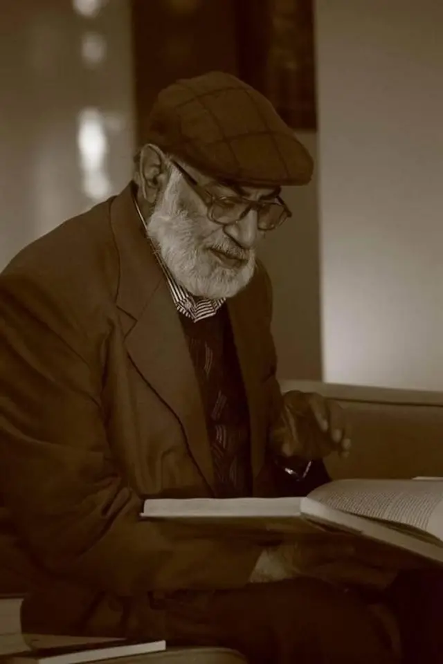 محمد اسحق نگارگر شاعر و نویسنده نامور افغان در اثر ابتلا به کرونا امروز در بریتانیا در گذشت