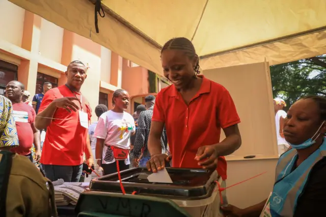 Young voters come out to vote