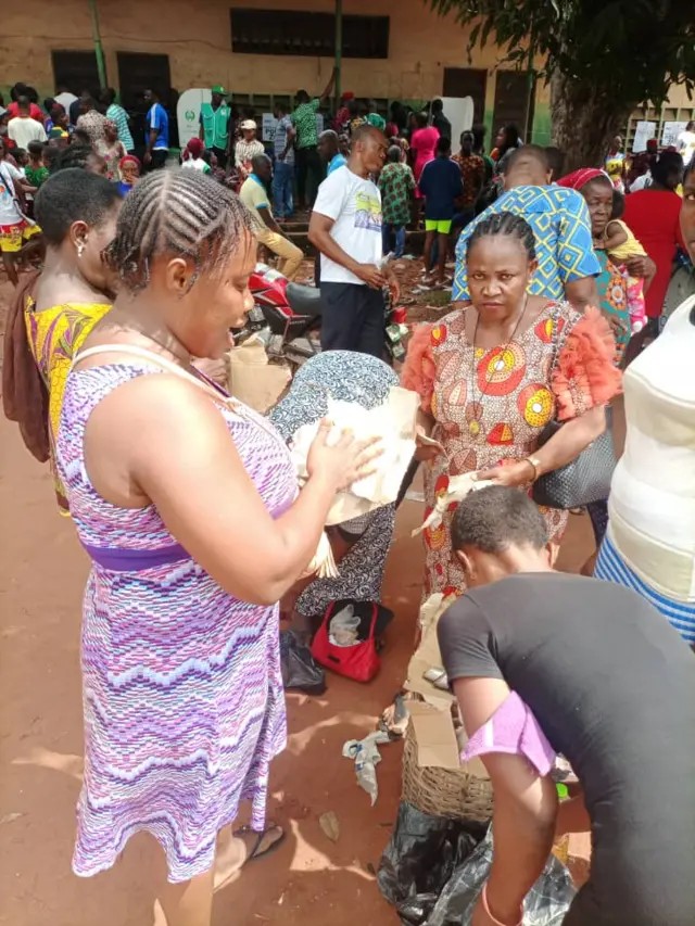 Fish seller talk why she dey interested in di election