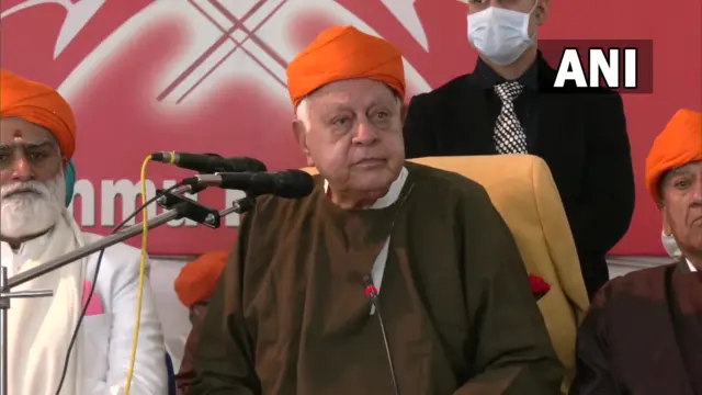 जम्मू – कश्मीर के पूर्व मुख्यमंत्री और नेशनल कॉन्फ्रेंस के अध्यक्ष फारुख़ अब्दुल्लाह