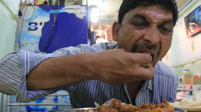 પ્રતીકાત્મક તસવીર