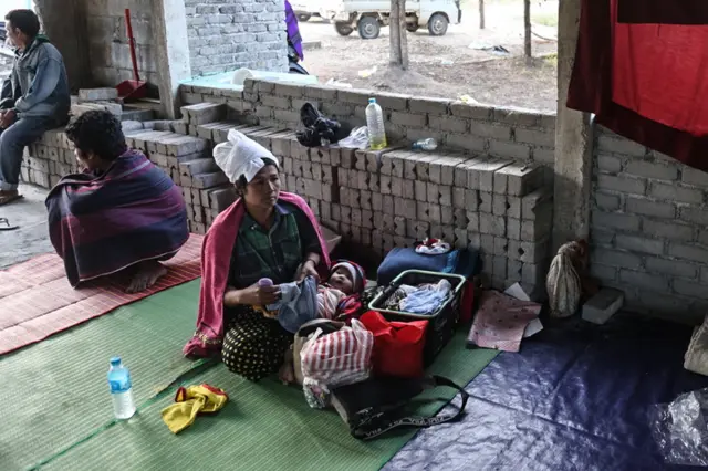 တိုက်ပွဲကြောင့် ထွက်ပြေးတိမ်းရှောင်ရသူ ဒေသခံ ၂၀၀၀ နီးပါးရှိနေ