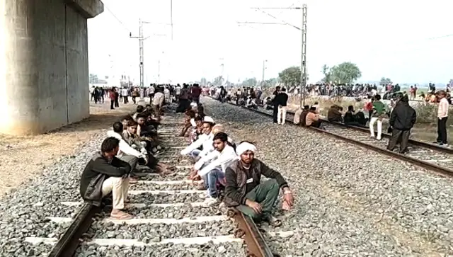 अहेरिया समाज का प्रदर्शन