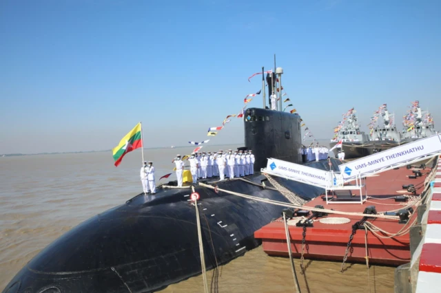မင်းရဲသိင်္ခသူ မနှစ်က တပ်တော်ဝင်ခဲ့စဉ်