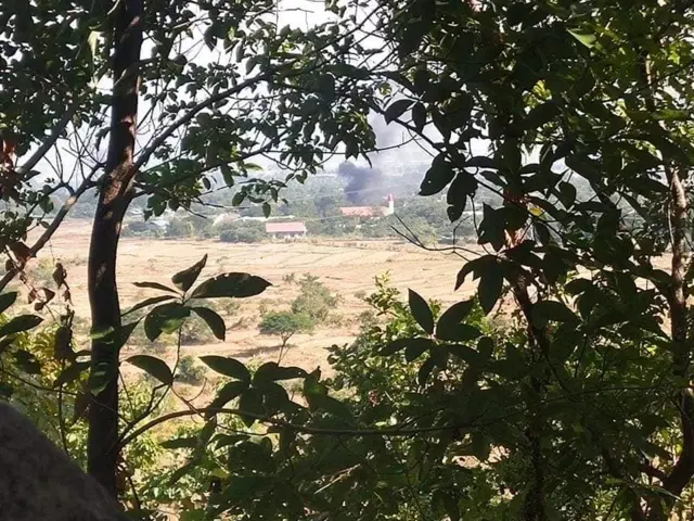 ကလေးမြို့နယ်ထဲက နတ်ချောင်းရွာထဲ နေအိမ်တချို့ မီးရှို့ခံရတယ်လို့ ဒေသခံတွေ ပြော