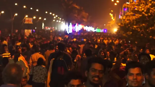 புதுவையில் 2021 புத்தாண்டு கொண்டாட்டம். (கோப்புப்படம்)