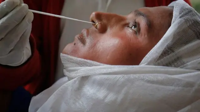 कोरोना टेस्ट