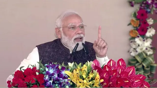 नरेंद्र मोदी